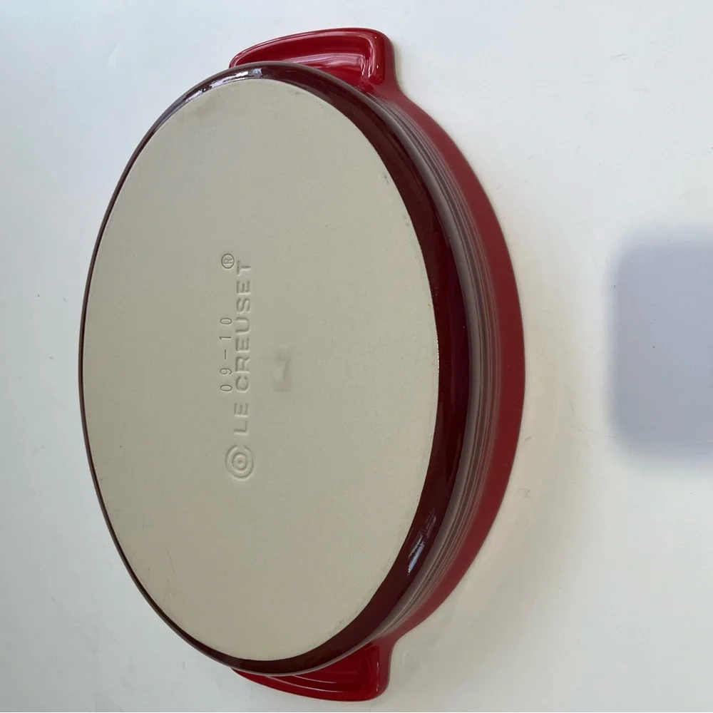 Le Creuset Oval Red Baking Dish 12x9‎
